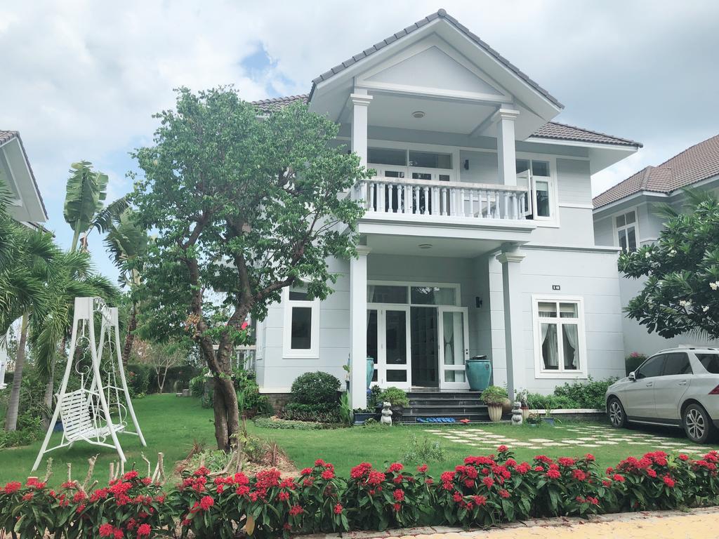Xây biệt thự mái thái 2 tầng giúp mở rộng không gian sống nhưng vẫn tiết kiệm diện tích