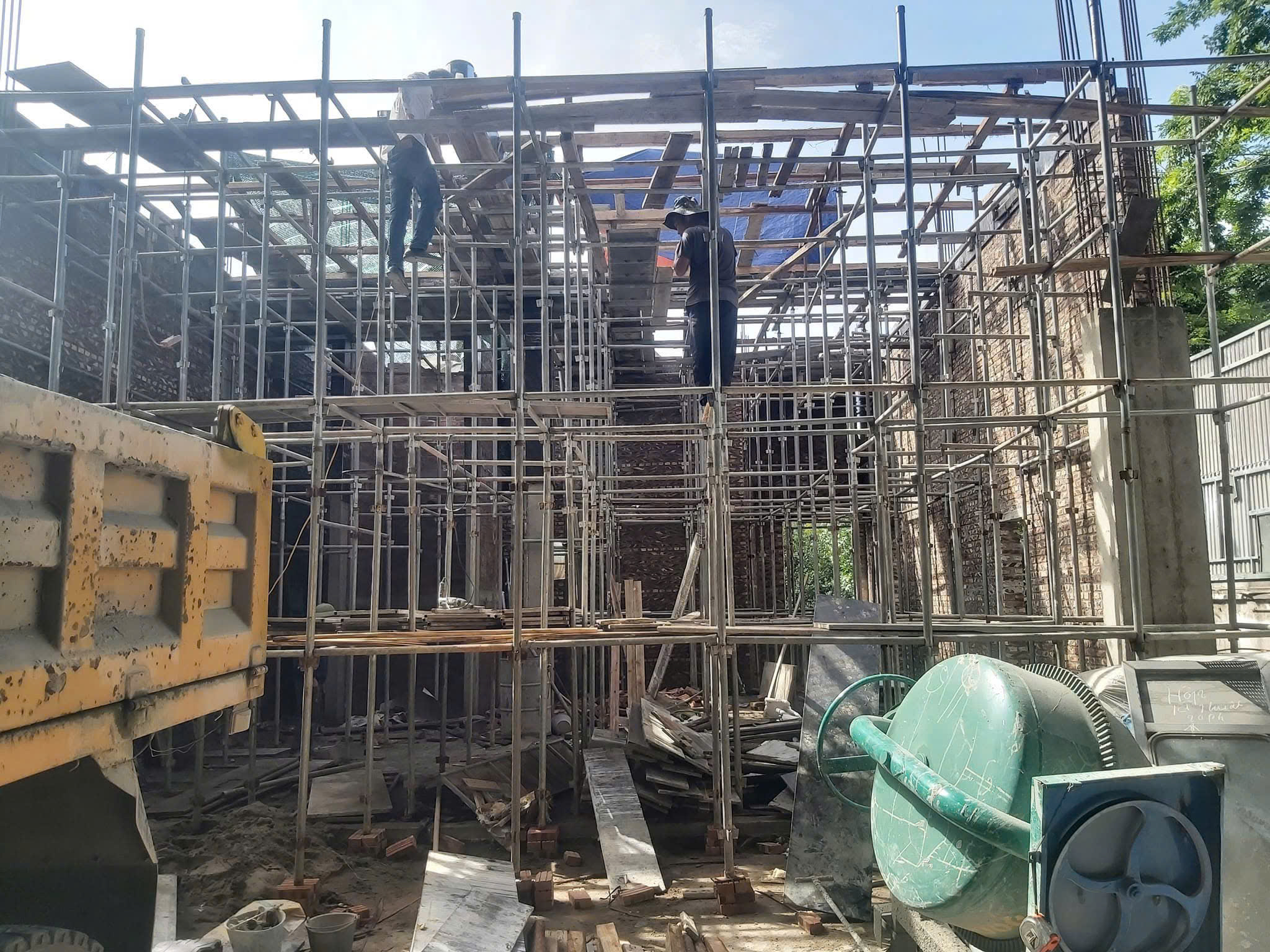 XÂY DỰNG NHÀ GIÁ RẺ Ở CẦN GIUỘC I MINH KHOA CẦN GIUỘC