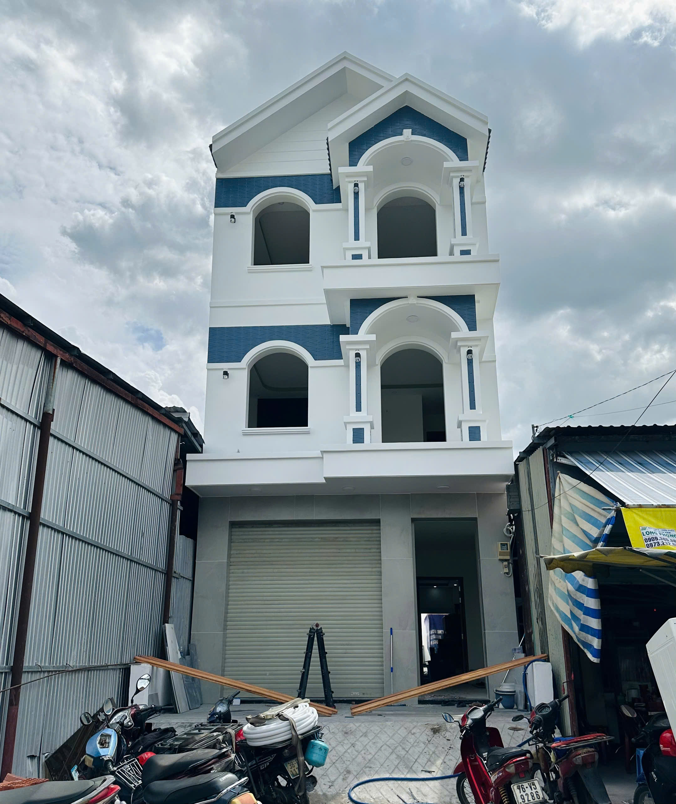 Báo giá thiết kế thi công nhà phố mới nhất gói căn bản