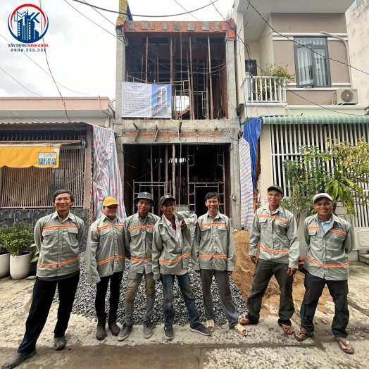 Thi Công Nhà Phố Bền Vững Tại Cần Giuộc - Công Ty TNHH MTV Minh Khoa